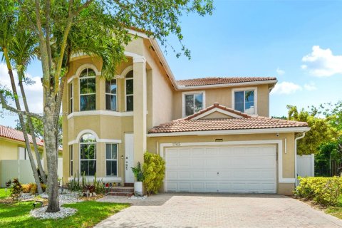 House in Pembroke Pines, Florida 4 bedrooms, 200.11 sq.m. № 1785828 - photo 3