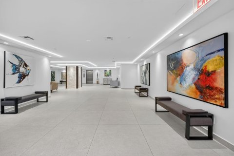 Condominio en venta en Fort Lauderdale, Florida, 3 dormitorios, 204.38 m2 № 2343733 - foto 5