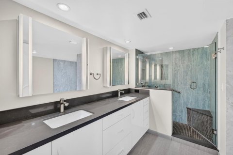 Condominio en venta en Fort Lauderdale, Florida, 3 dormitorios, 204.38 m2 № 2343733 - foto 24