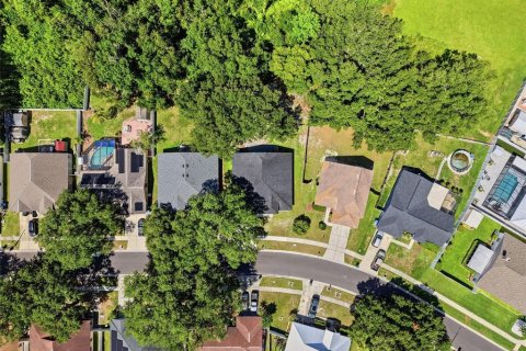 House in Valrico, Florida 3 bedrooms, 191.66 sq.m. № 2218454 - photo 22