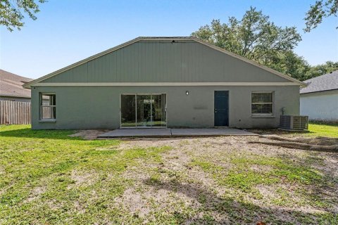 House in Valrico, Florida 3 bedrooms, 191.66 sq.m. № 2218454 - photo 10