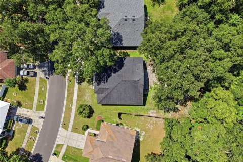 House in Valrico, Florida 3 bedrooms, 191.66 sq.m. № 2218454 - photo 24