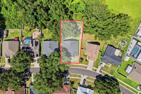 House in Valrico, Florida 3 bedrooms, 191.66 sq.m. № 2218454 - photo 23