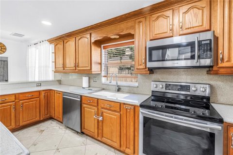 Villa ou maison à vendre à Tampa, Floride: 5 chambres, 335.93 m2 № 2388563 - photo 18