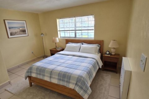 Condo in North Miami, Florida, 2 bedrooms № 2083393 - photo 3