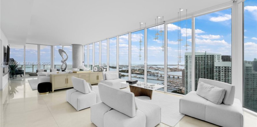 Condo à Miami, Floride, 4 chambres № 1990579