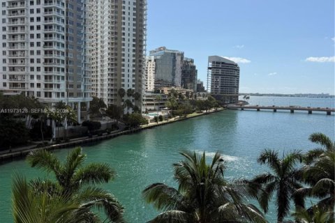 Снять в аренду кондоминиум в Майами, Флорида 2 спальни, 123.1м2, № 2041274 - фото 10