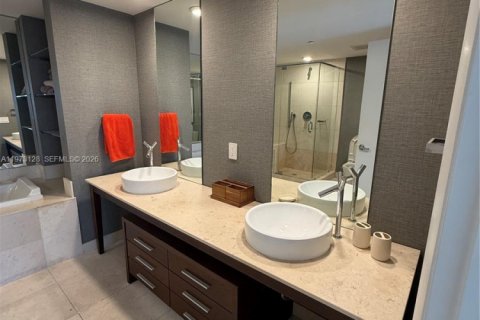 Снять в аренду кондоминиум в Майами, Флорида 2 спальни, 123.1м2, № 2041274 - фото 22