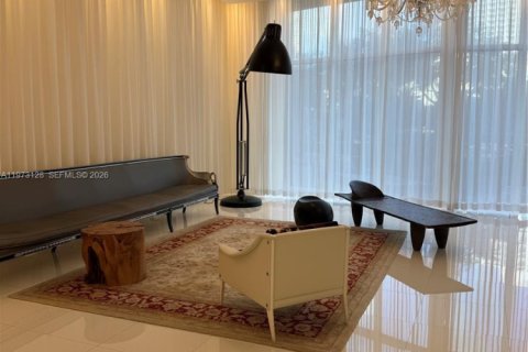 Снять в аренду кондоминиум в Майами, Флорида 2 спальни, 123.1м2, № 2041274 - фото 4