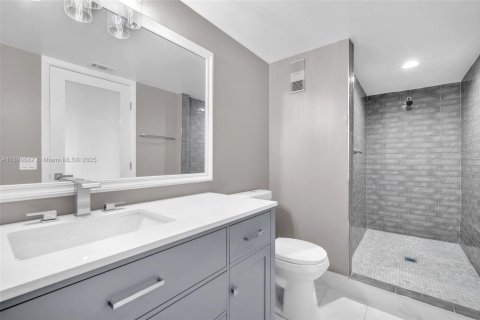 Condominio en venta en Pompano Beach, Florida, 2 dormitorios, 107.77 m2 № 1948350 - foto 26