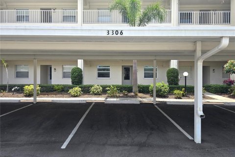 Condo in Bradenton, Florida, 2 bedrooms  № 1680142 - photo 28