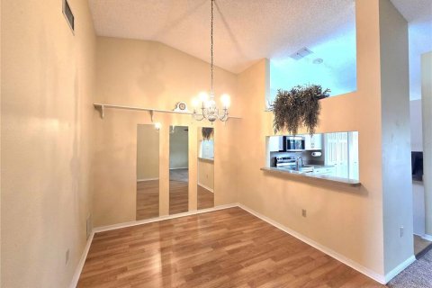 Condo in Bradenton, Florida, 2 bedrooms  № 1680142 - photo 6