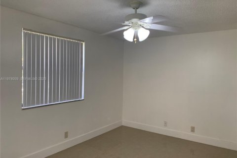 Condominio en alquiler en Plantation, Florida, 1 dormitorio, 72.19 m2 № 2042576 - foto 14