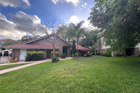 Condominio en alquiler en Plantation, Florida, 1 dormitorio, 72.19 m2 № 2042576 - foto 28