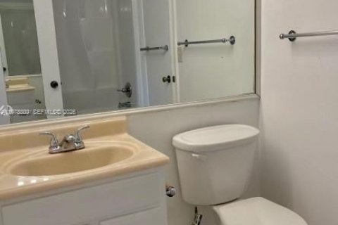 Condominio en alquiler en Plantation, Florida, 1 dormitorio, 72.19 m2 № 2042576 - foto 16