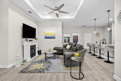 House in PORT ST LUCIE in Saint Lucie, Florida 4 bedrooms, 158.4 sq.m. № 2197050 - photo 7