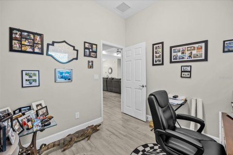 House in PORT ST LUCIE in Saint Lucie, Florida 4 bedrooms, 158.4 sq.m. № 2197050 - photo 26