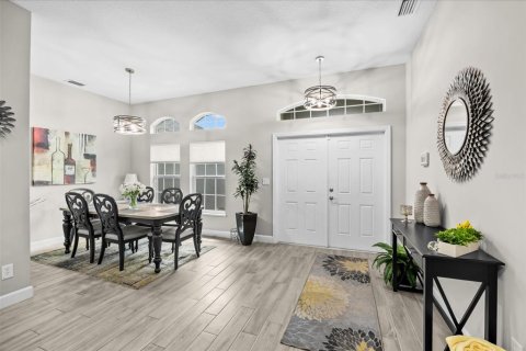 House in PORT ST LUCIE in Saint Lucie, Florida 4 bedrooms, 158.4 sq.m. № 2197050 - photo 5