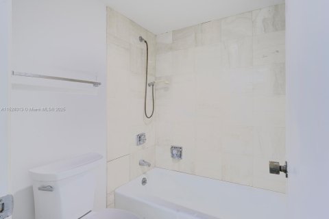 Copropriété à vendre à Palm Beach Gardens, Floride: 2 chambres, 140.38 m2 № 1939942 - photo 17