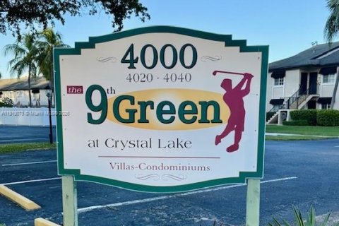 Condo in Deerfield Beach, Florida, 2 bedrooms  № 1974496 - photo 1