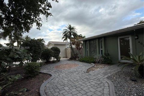 Villa ou maison à louer à Dania Beach, Floride: 2 chambres, 113.99 m2 № 2002143 - photo 4