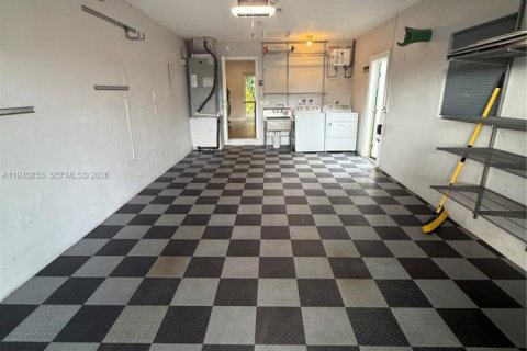 Villa ou maison à louer à Dania Beach, Floride: 2 chambres, 113.99 m2 № 2002143 - photo 15