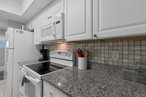 Condo in Saint Augustine, Florida, 2 bedrooms № 2132355 - photo 19