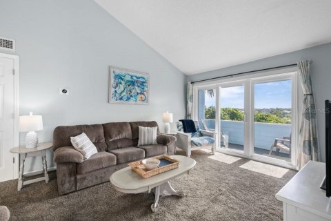 Condo in Saint Augustine, Florida, 2 bedrooms № 2132355 - photo 8