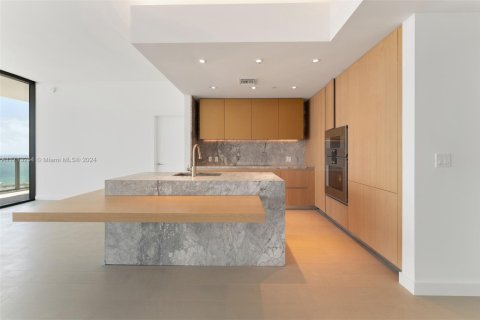 Condo in Miami Beach, Florida, 3 bedrooms  № 1466818 - photo 4