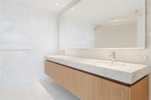 Condo in Miami Beach, Florida, 3 bedrooms  № 1466818 - photo 6