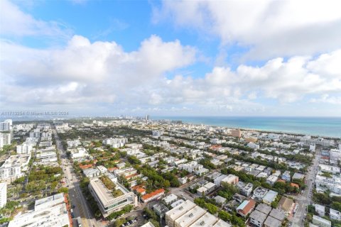Condo in Miami Beach, Florida, 3 bedrooms  № 1466818 - photo 22
