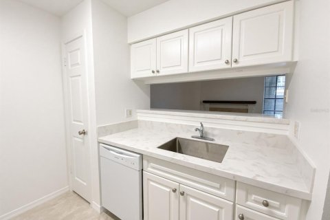 Copropriété à louer à Tampa, Floride: 1 chambre, 58.62 m2 № 2427512 - photo 5