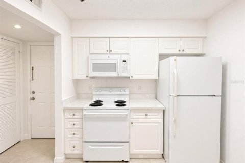 Copropriété à louer à Tampa, Floride: 1 chambre, 58.62 m2 № 2427512 - photo 6