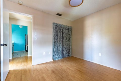 Condo in Bradenton, Florida, 2 bedrooms  № 2207415 - photo 12