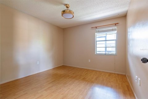 Condo in Bradenton, Florida, 2 bedrooms  № 2207415 - photo 10