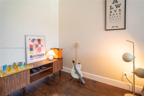 Condo in Plantation, Florida, 2 bedrooms  № 1943936 - photo 3