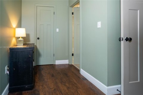 Condo in Plantation, Florida, 2 bedrooms  № 1943936 - photo 17