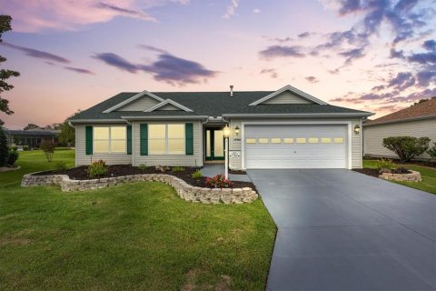 Casa en The Villages, Florida 3 dormitorios, 143.81 m2 № 2381244