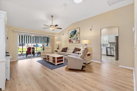 Casa en venta en The Villages, Florida, 3 dormitorios, 143.81 m2 № 2381244 - foto 8