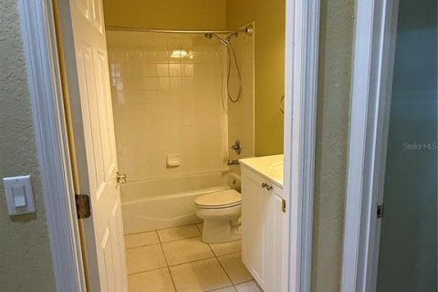 Touwnhouse à louer à Ormond Beach, Floride: 3 chambres, 155.15 m2 № 2110101 - photo 13