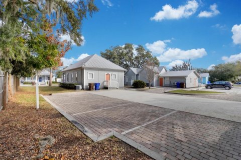 Commercial property in Kissimmee, Florida 77.29 sq.m. № 2118440 - photo 9