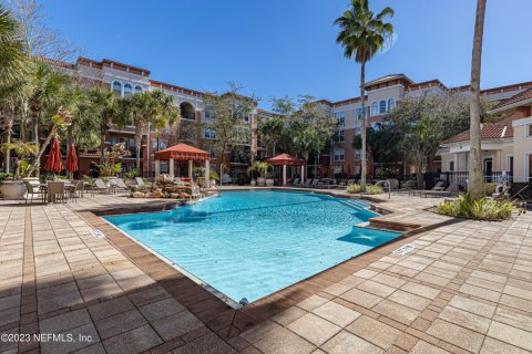 Condo in Jacksonville, Florida, 2 bedrooms  № 769737 - photo 1