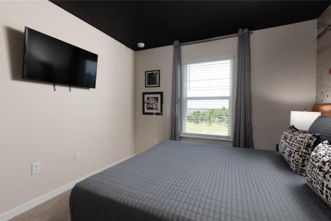 Townhouse in Davenport, Florida 5 bedrooms, 210.98 sq.m. № 1591167 - photo 16