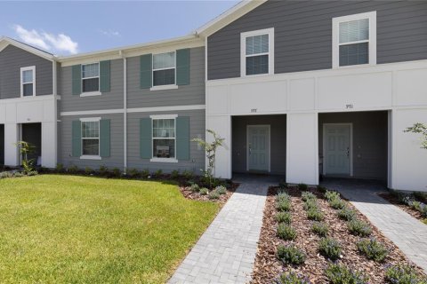Townhouse in Davenport, Florida 5 bedrooms, 210.98 sq.m. № 1591167 - photo 1