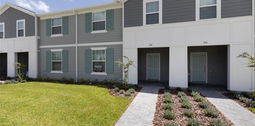 Townhouse in Davenport, Florida 5 bedrooms, 210.98 sq.m. № 1591167