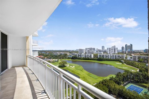 Condominio en venta en Hallandale Beach, Florida, 1 dormitorio, 85.47 m2 № 1864969 - foto 29