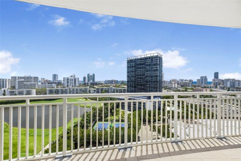 Condominio en venta en Hallandale Beach, Florida, 1 dormitorio, 85.47 m2 № 1864969 - foto 25
