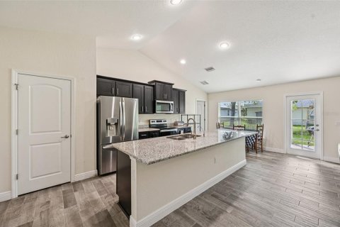 Casa en venta en North Port, Florida, 4 dormitorios, 196.67 m2 № 1778066 - foto 15