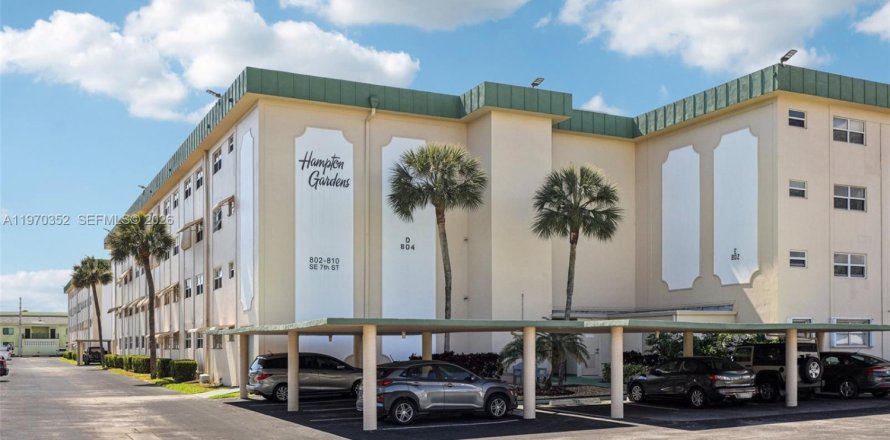 Condominio en Deerfield Beach, Florida, 2 dormitorios  № 2032054