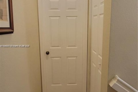 Copropriété à vendre à Homestead, Floride: 2 chambres, 99.31 m2 № 2193664 - photo 18